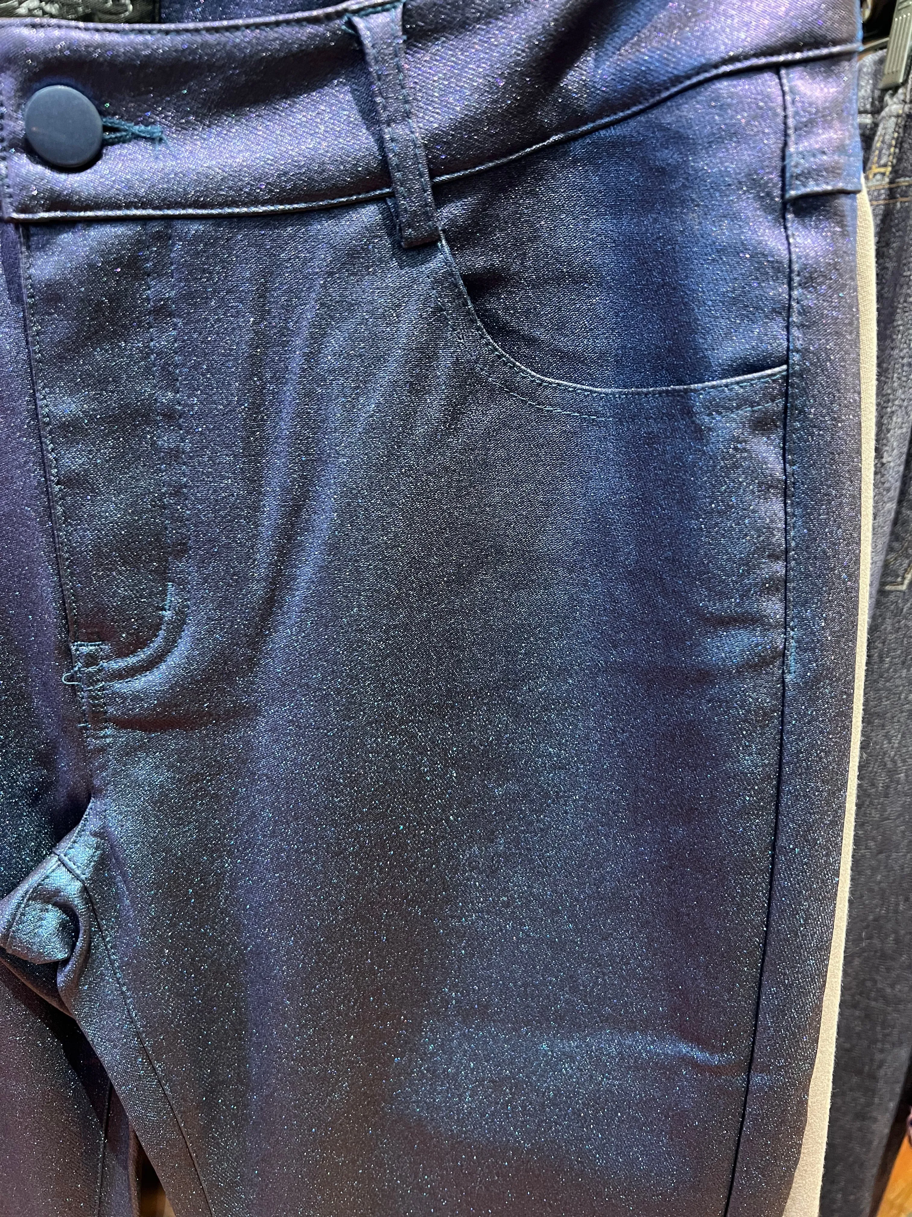 Goldie Pant