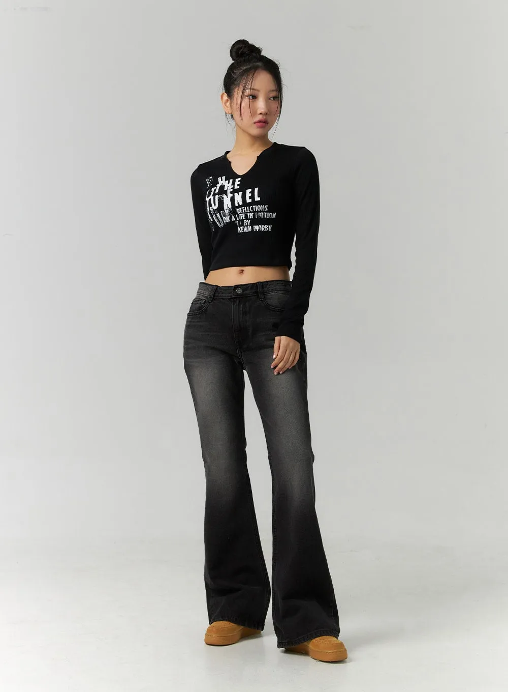 Low Rise Bootcut Jeans CD304